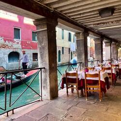 Go go gondolier