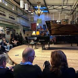 Tolles Konzert in sehr besonderer Location im Piano-Salon Christophori - Piano & Violine