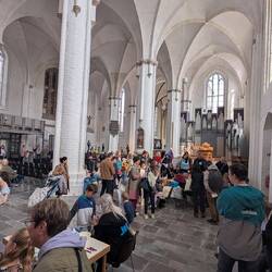 Fröhliches Treiben in der St.Niklas Kirche