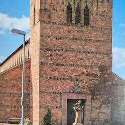 Vor der Attika-Abdeckung