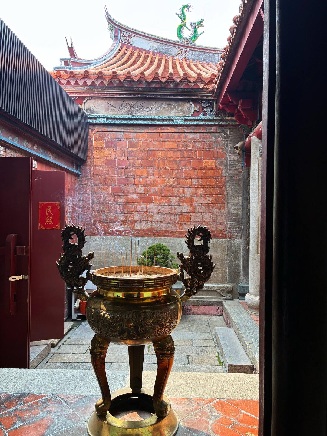 Entrance to the grand Mazu Temple
