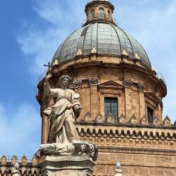 ... auch Rosalia vielleicht?