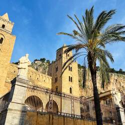 ... und die Kathedrale - normannisch und riesig.