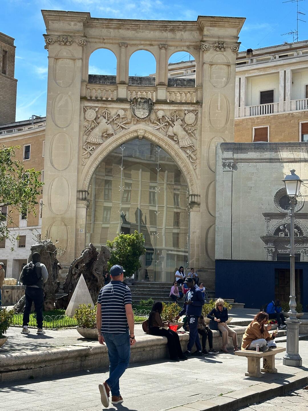 Sant'Oronzo hinter Glas (Das Original)