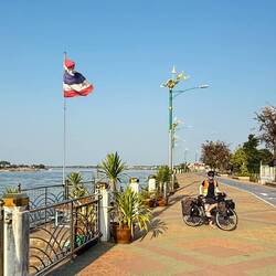 Arriving at Nong Khai