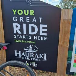Arriving in Paeroa - 34km done n dusted