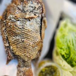 Mega leckerer Fisch für 180 THB (4.80€).