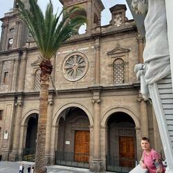 Bella auf dem Balkon