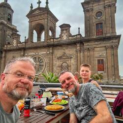 Abendessen auf der Dachterrasse