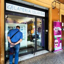 Gelateria #4 ... Islanda — Bologna, Italy.