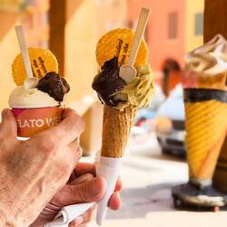 Gelateria #4 ... Islanda — Bologna, Italy.