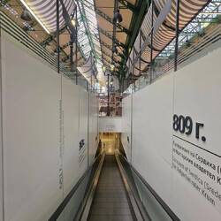 Ehemalige Markthalle ist Supermarkt mit musealem Touch!