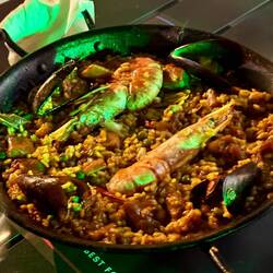 Seafood paella