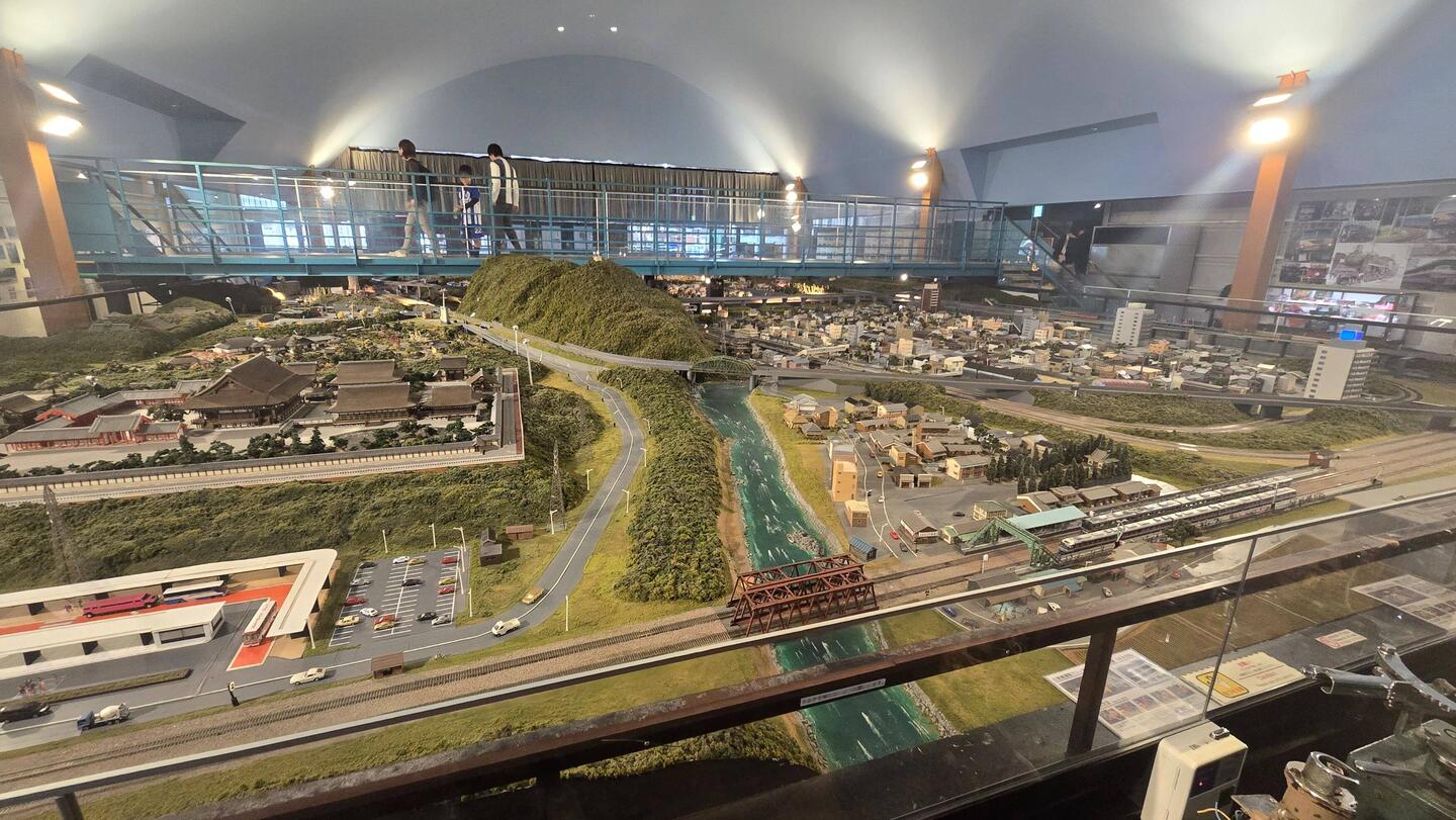 Model train diarama