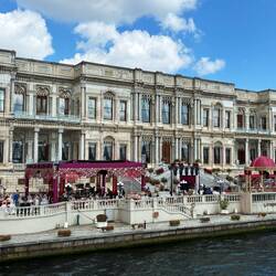 Uber expensive hotel setting up for a wedding