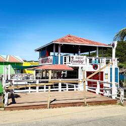 Fahrt zum West Bay Beach