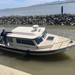 Dora Jean entering the Duck Club channel