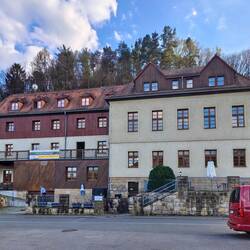 Felsengrund & Friedensburg Gästehäuser