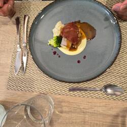 Pork tenderloin with broccoli and cauliflower