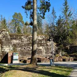 Gut erhaltene Bunker - trotz 8 Tonnen Sprengstoff