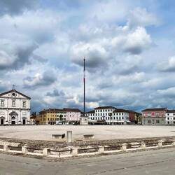 Vue panoramique de la place de Palmanova