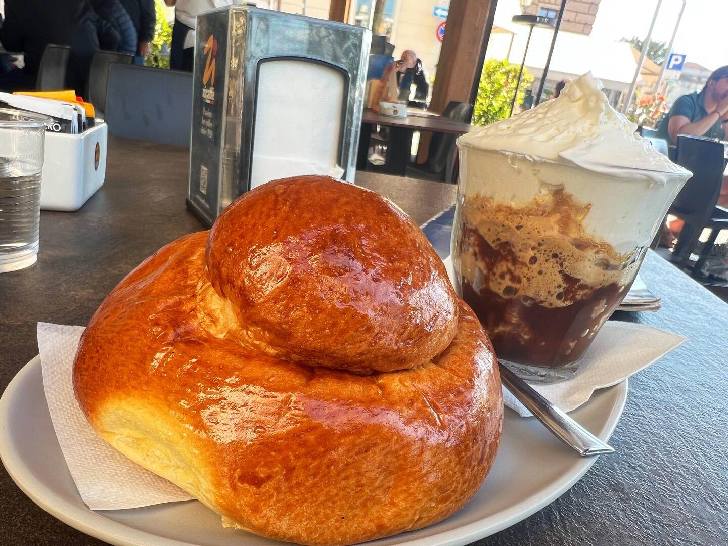 Con panna? Sì, naturalmente! 🙈