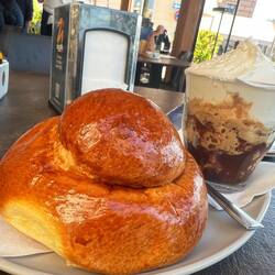 Con panna? Sì, naturalmente! 🙈