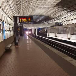 Um 22 Uhr noch alle 10 Minuten !