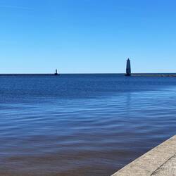 Der Wasserspiegel Lake Michigan ist dieses Jahr ziemlich hoch.