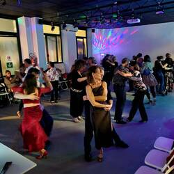 Montags-Milonga Tango Nuevo al Barrito