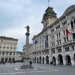 L'imposante mairie