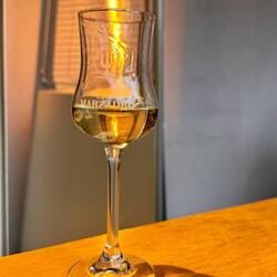 ein Grappa tröstet am Abend über den trüben Tag hinweg