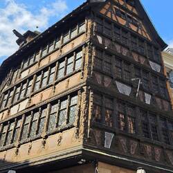 Haus Kammerzell (erbaut 1427)