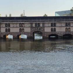 Die Schleusenbrücke.