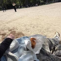 Churros Päuschen im Park von Champs Elysee