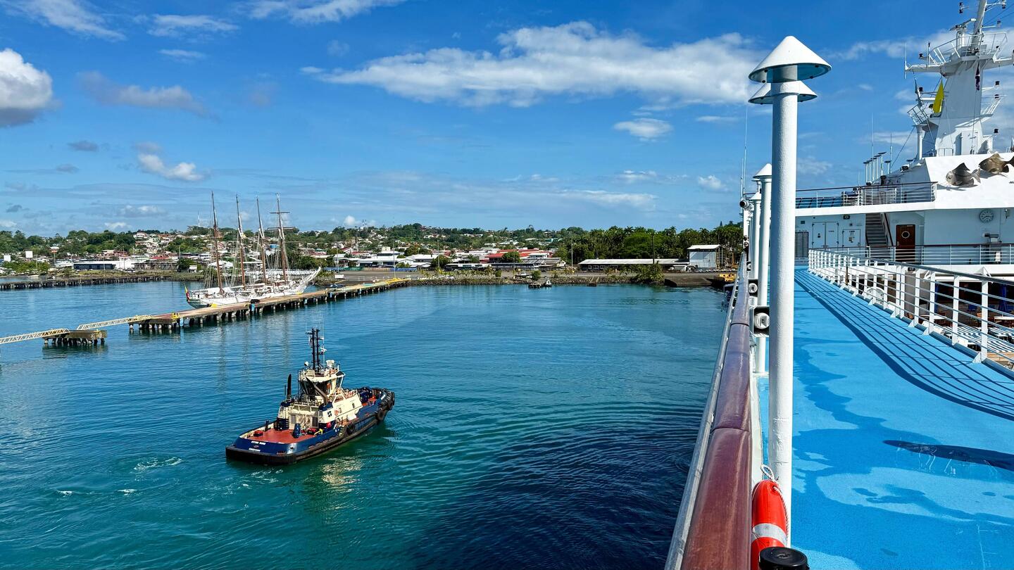 Einfahrt Puerto Limon