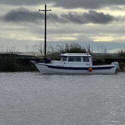 Pounder departing Wheeler Island Duck Club