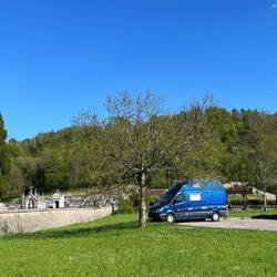 Parkplatz am Friedhof