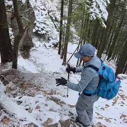 Negotiating the steep rocks