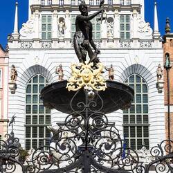 Neptun-Brunnen am Langen Markt