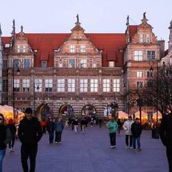 Grünes Tor am Langen Markt