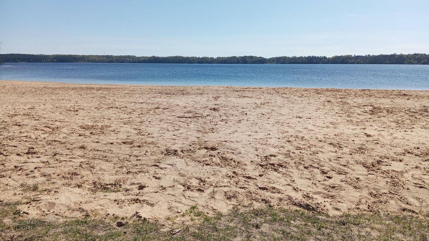 Strand am Stausee