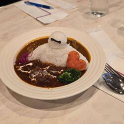 Baymax - lunch, half curry half stew, all good