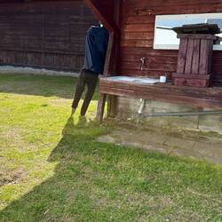 Unten links Entsorgung für Grau- und Schwarzwasser