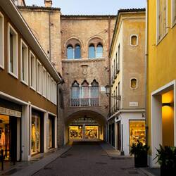 Streetscape on the way back to the apartment — Padova, Italy.