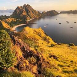 Die Padar-Insel ist unbewohnt. Bis in die 70er Jahre gab es hier noch Komodo-Warane.
