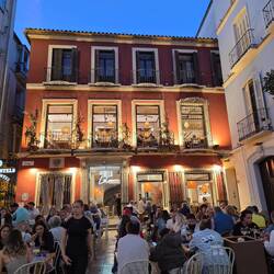 Die Stadt schläft noch lange nicht