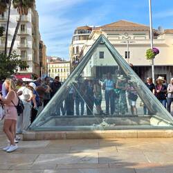 Pirámide de Cristal