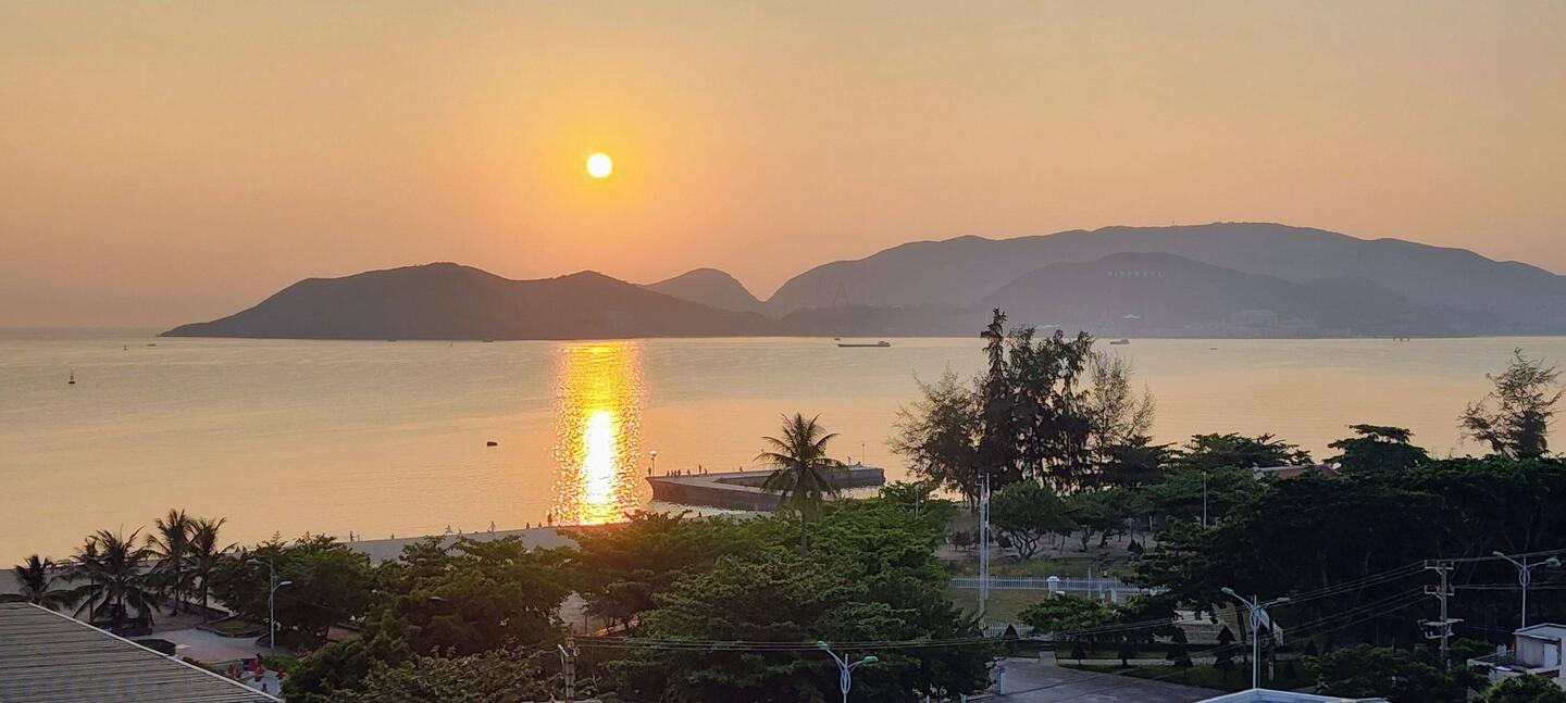 Zonsopgang vanop mijn terras