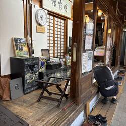 Das ist das Büro und die Bezahltheke des Restaurants.